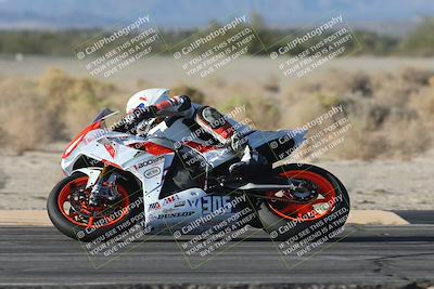 media/Nov-02-2025-CVMA (Sun) [[337aff29ab]]/Race 16-Formula Twins-Formula 40 UL(Holeshot)/